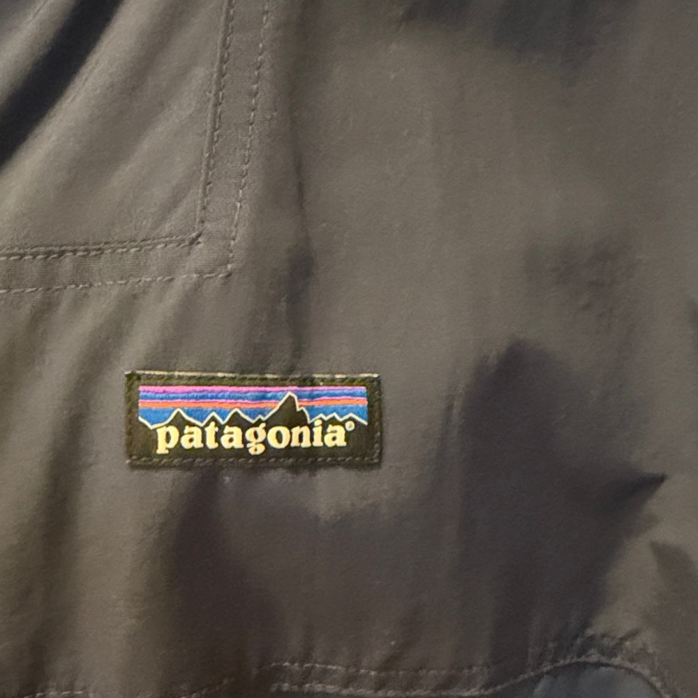 Women’s XS Patagonia navy jacket with teal lining LIKE NEW - Picture 3 of 7